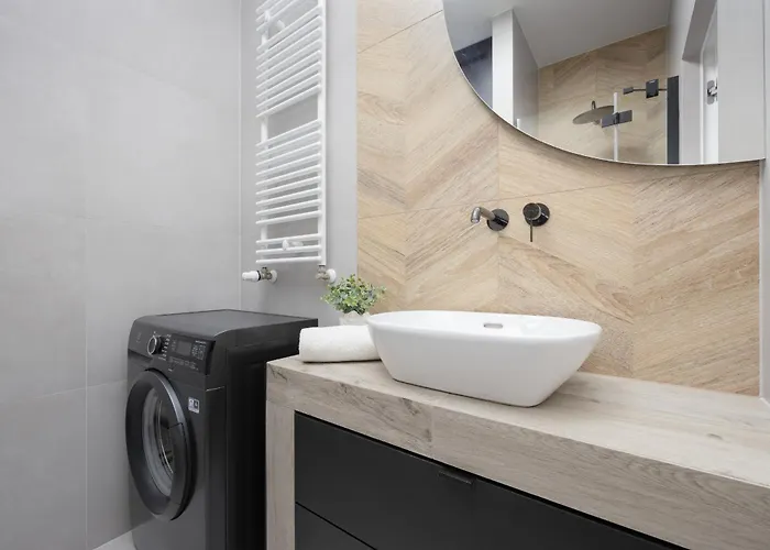 Apartment Przytulny Z Parkingiem I Tarasem W Warszawie By Renters