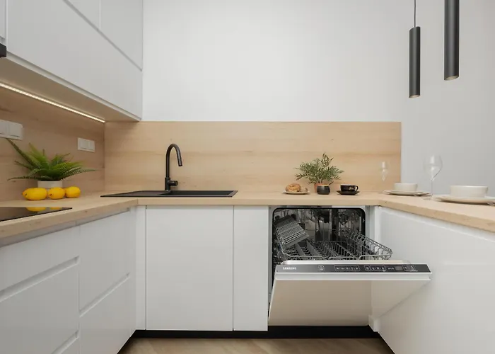 Apartment Przytulny Z Parkingiem I Tarasem W Warszawie By Renters Warsaw